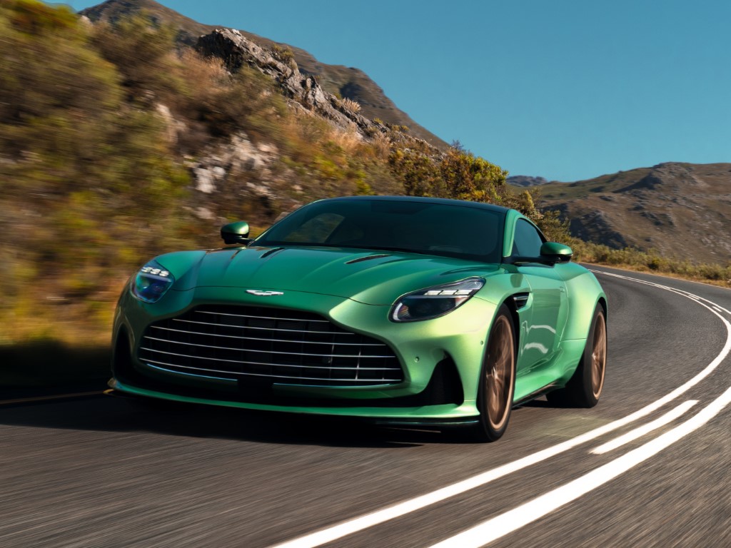 Aston Martin DB12 (Automatic)
