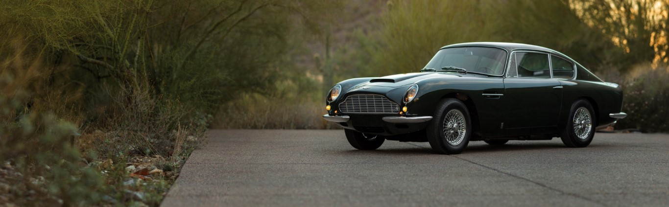 Aston Martin DB6