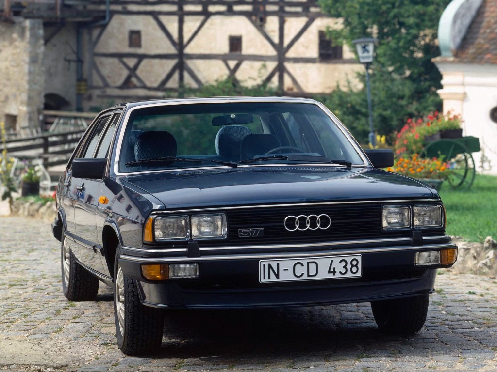 Audi 200 C2