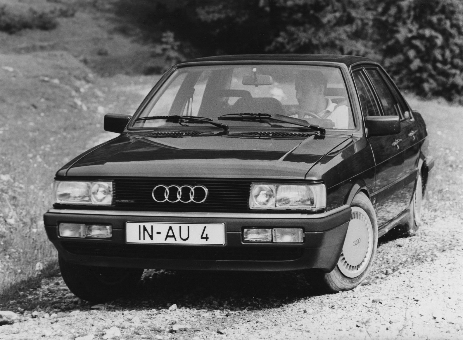 Audi 90 B2