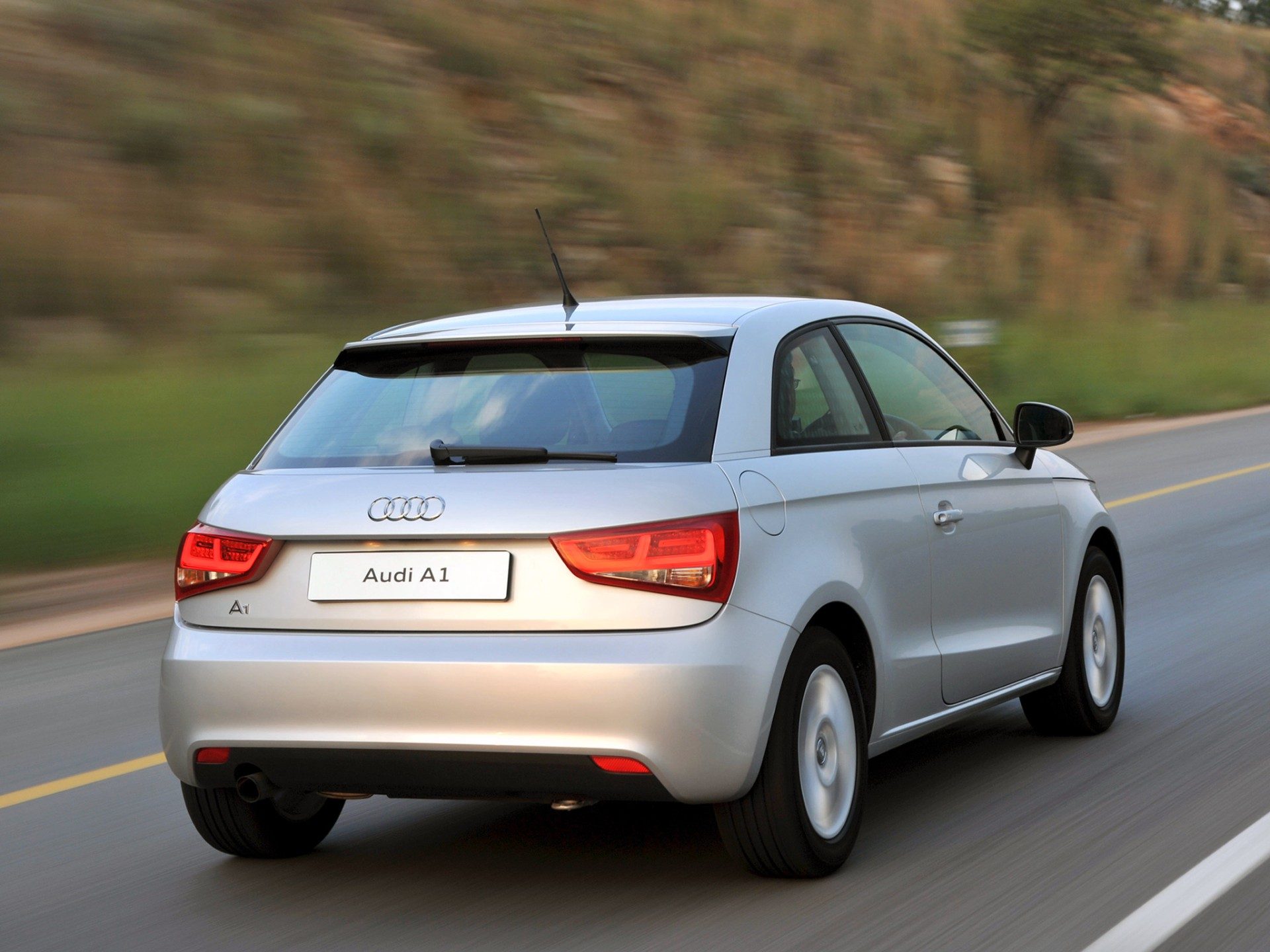 Audi A1 1.4 TFSI, 122hp (Automático)