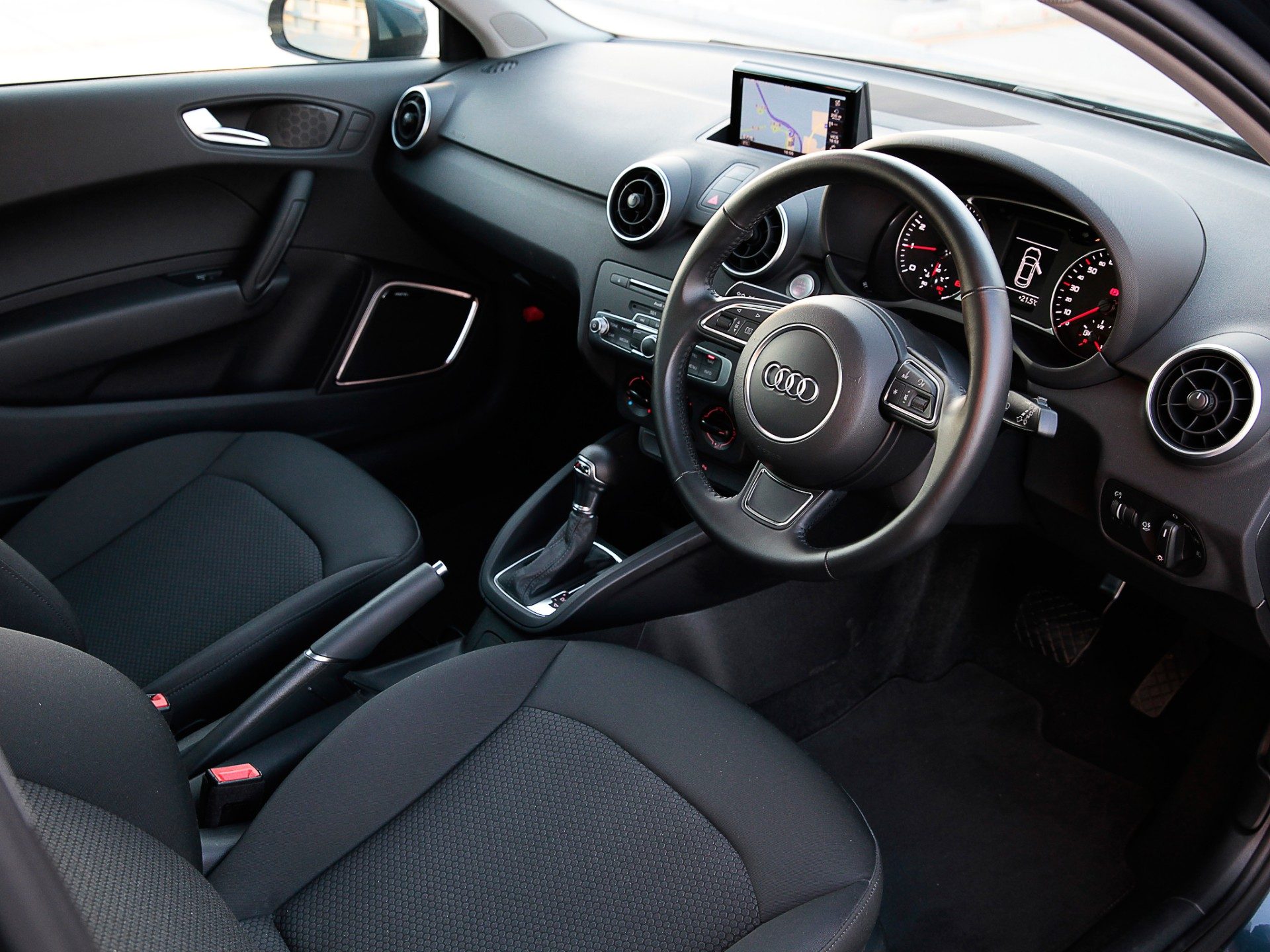 Audi A1 1.4 TFSI CoD, 150hp (Manual)