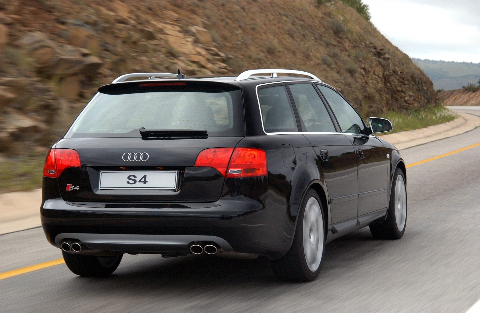 Audi S4 Avant 4.2 V8, 344hp (Automático)