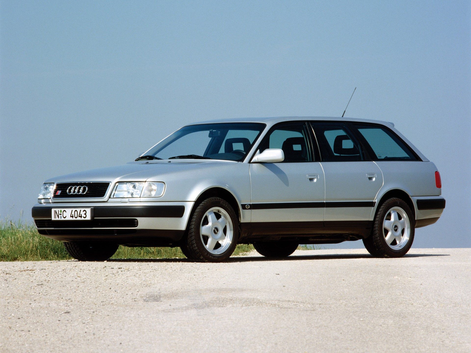 Audi S4 Avant 2.2 Turbo, 230cv (Automático)