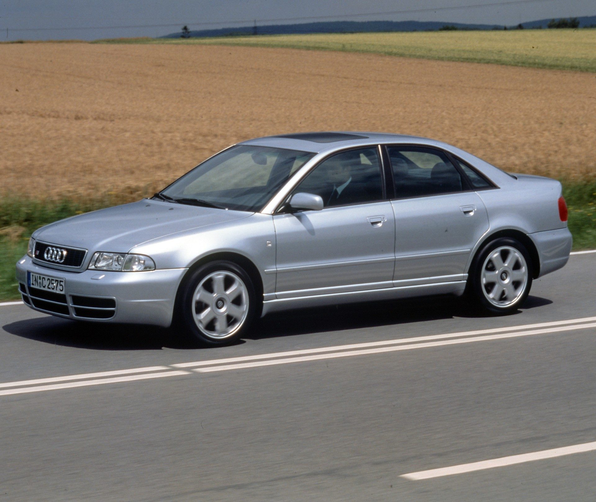 Audi S4 2.7 Biturbo, 265hp (Manual)