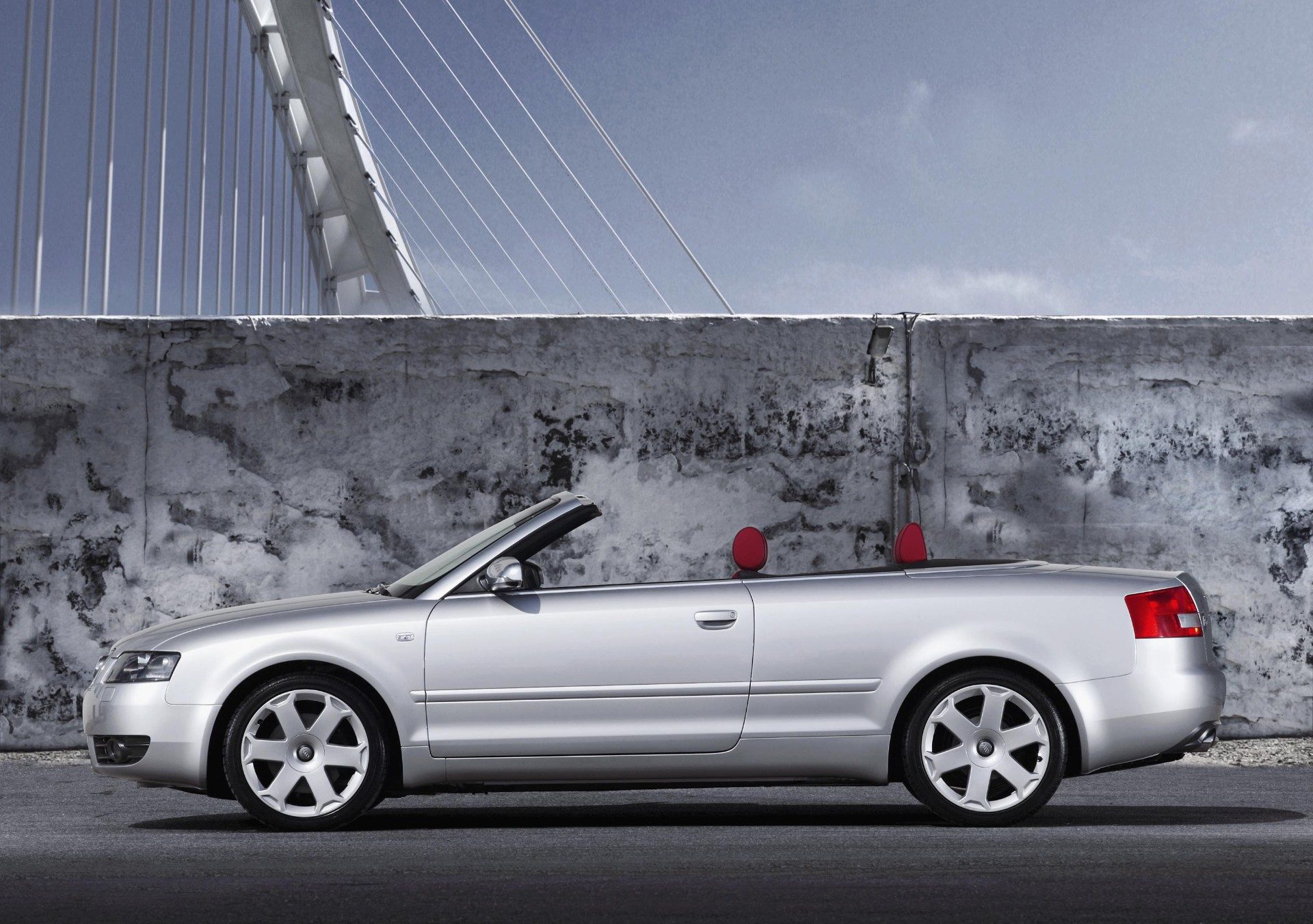 Audi S4 Cabriolet 4.2 V8, 344hp (Automático)