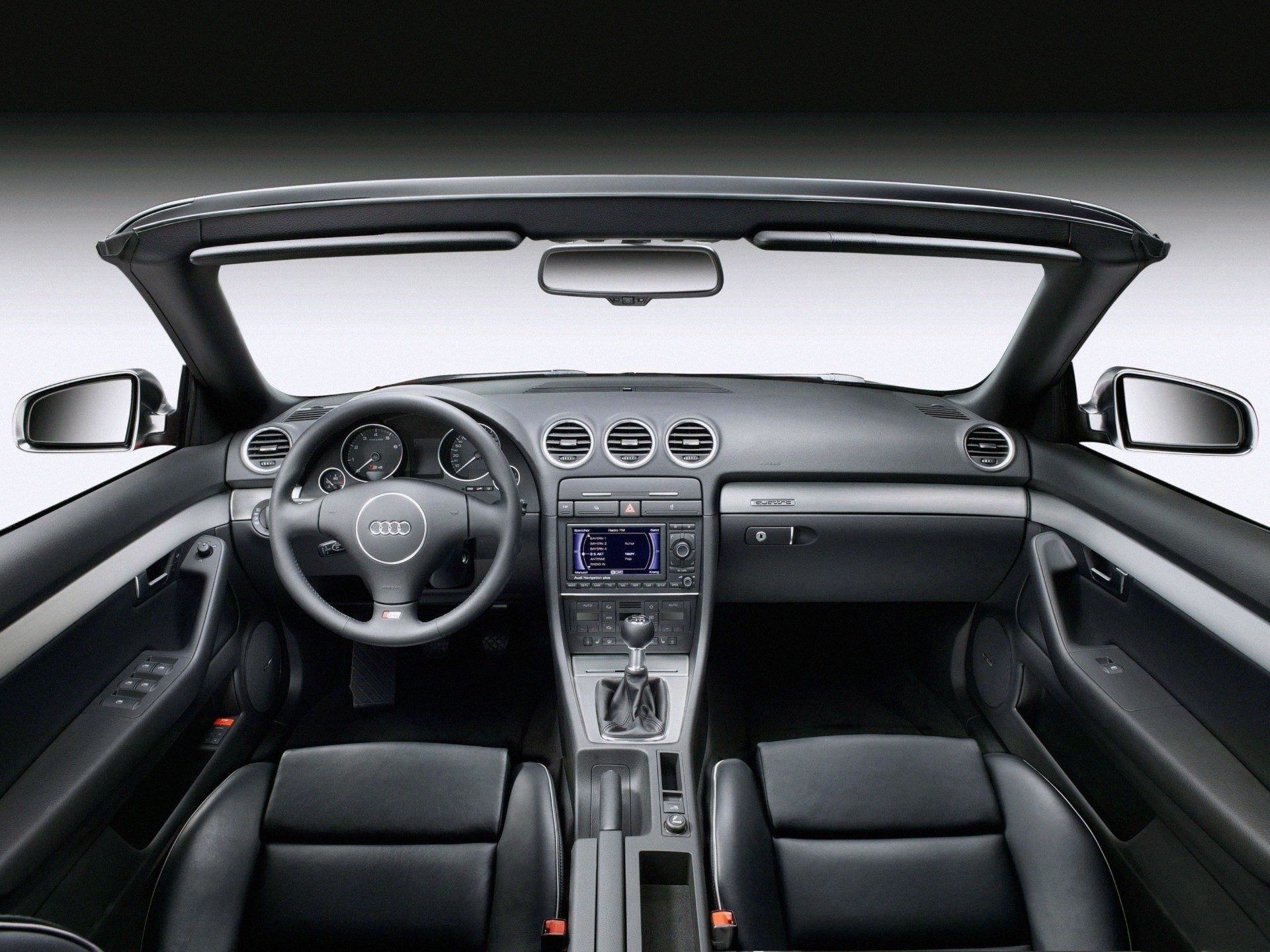Audi S4 Cabriolet 4.2 V8, 344hp (Automático)