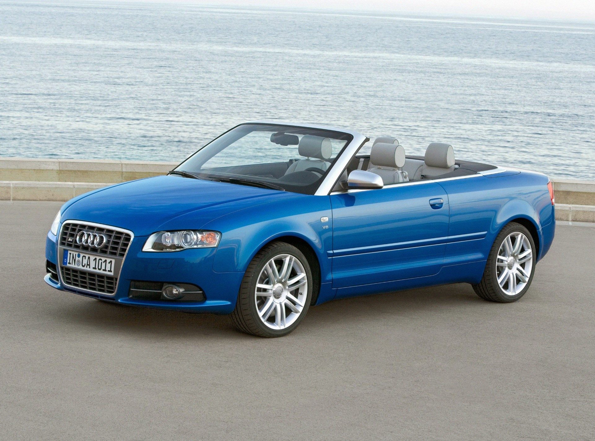 Audi S4 Cabriolet 4.2 V8 US, 345hp (Manual)
